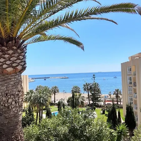 Apartment Front And Swimmingpool In Costa Benalmadena